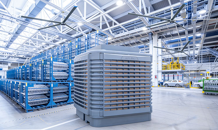 Cooling Solution Combining Evaporative Air Cooler and HVLS Fans